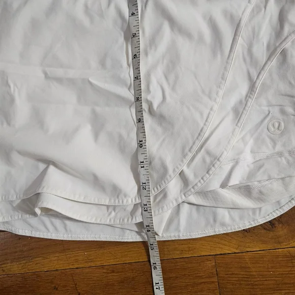 Lululemon White Skort Women's Size 10 - Picture 6 of 7